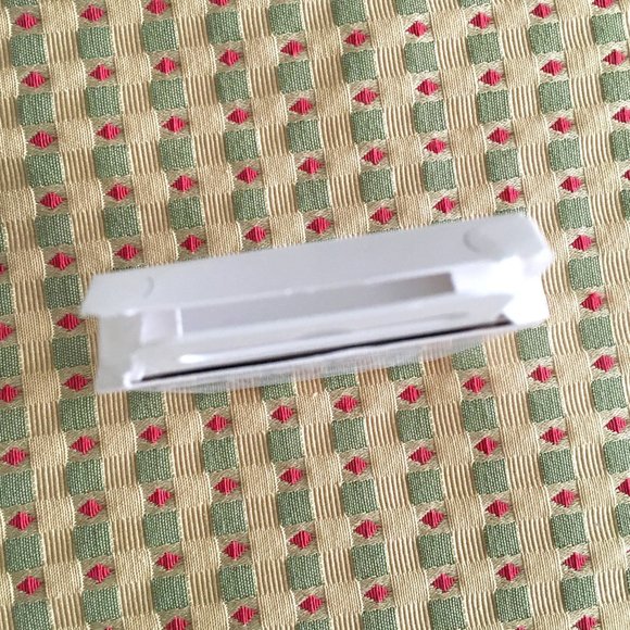 NWOT Samsung Galaxy Smart Tag Dark Grey 1 Pack - Picture 7 of 7